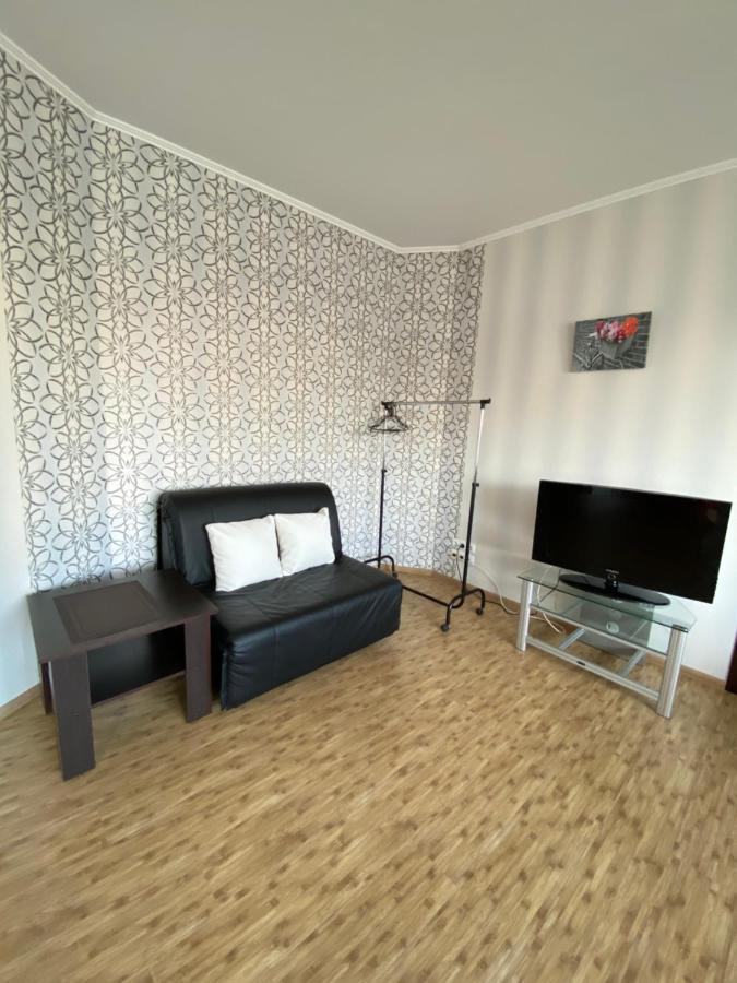 Podillia Modern Apartment Vinnytsia Phòng bức ảnh